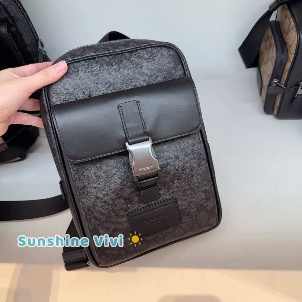 NWT Coach Track Pack In Signature Canvas CX880 Gunmetal/Charcoal/Black